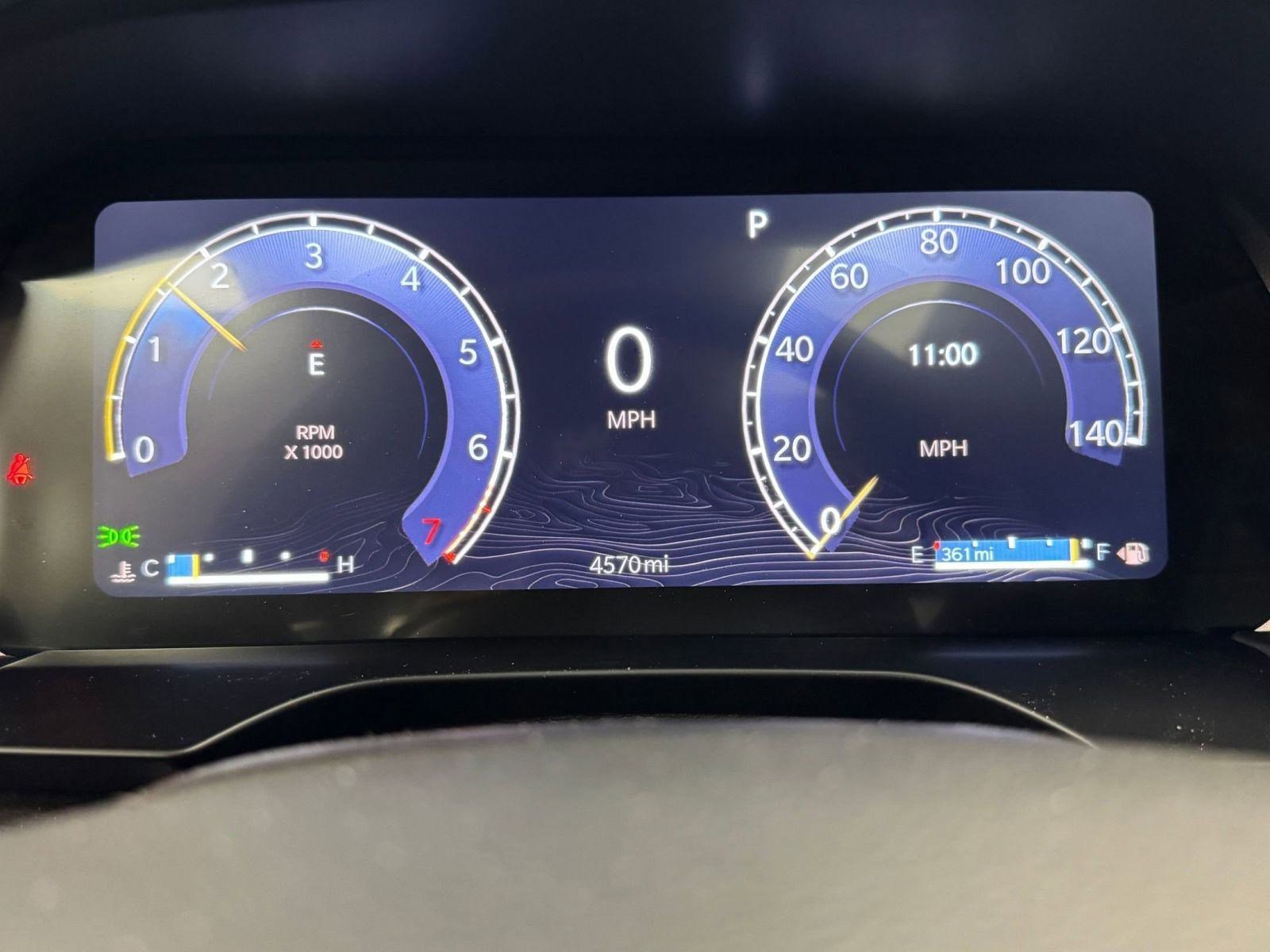 Used 2025 Jeep Grand Cherokee Limited w/ Luxury Tech Group II image 15