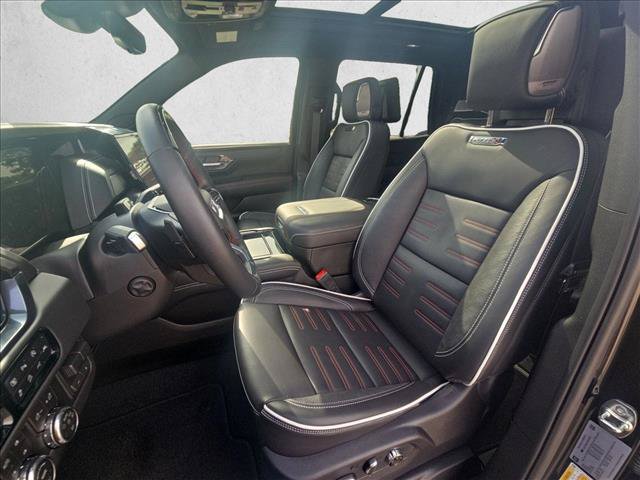 Used 2026 GMC Yukon AT4 Ultimate AWD/4WD image 17