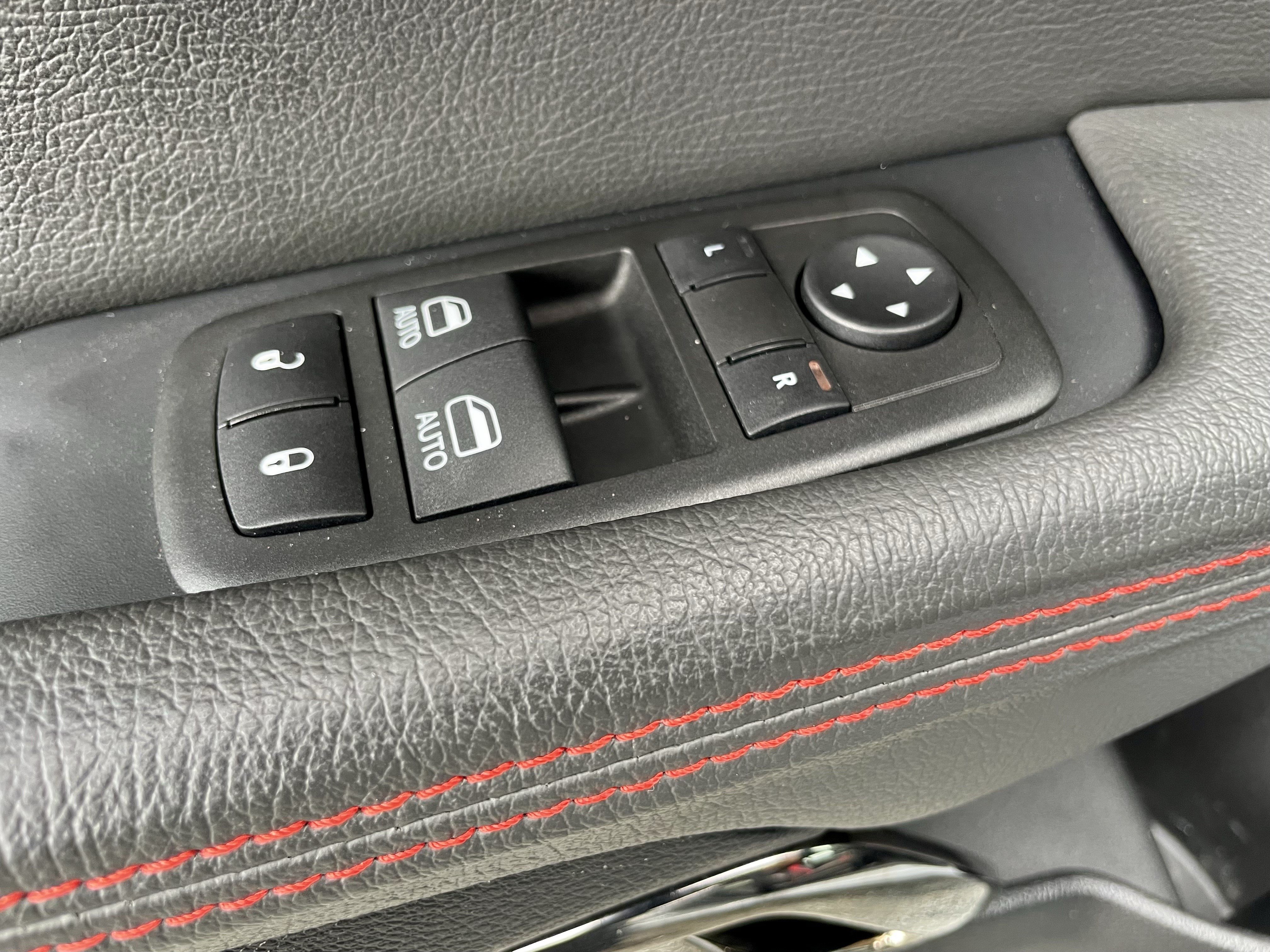 Used 2021 Dodge Challenger SRT Hellcat RWD image 11