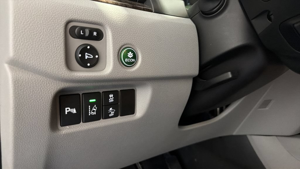 Used 2016 Honda Pilot Elite image 15