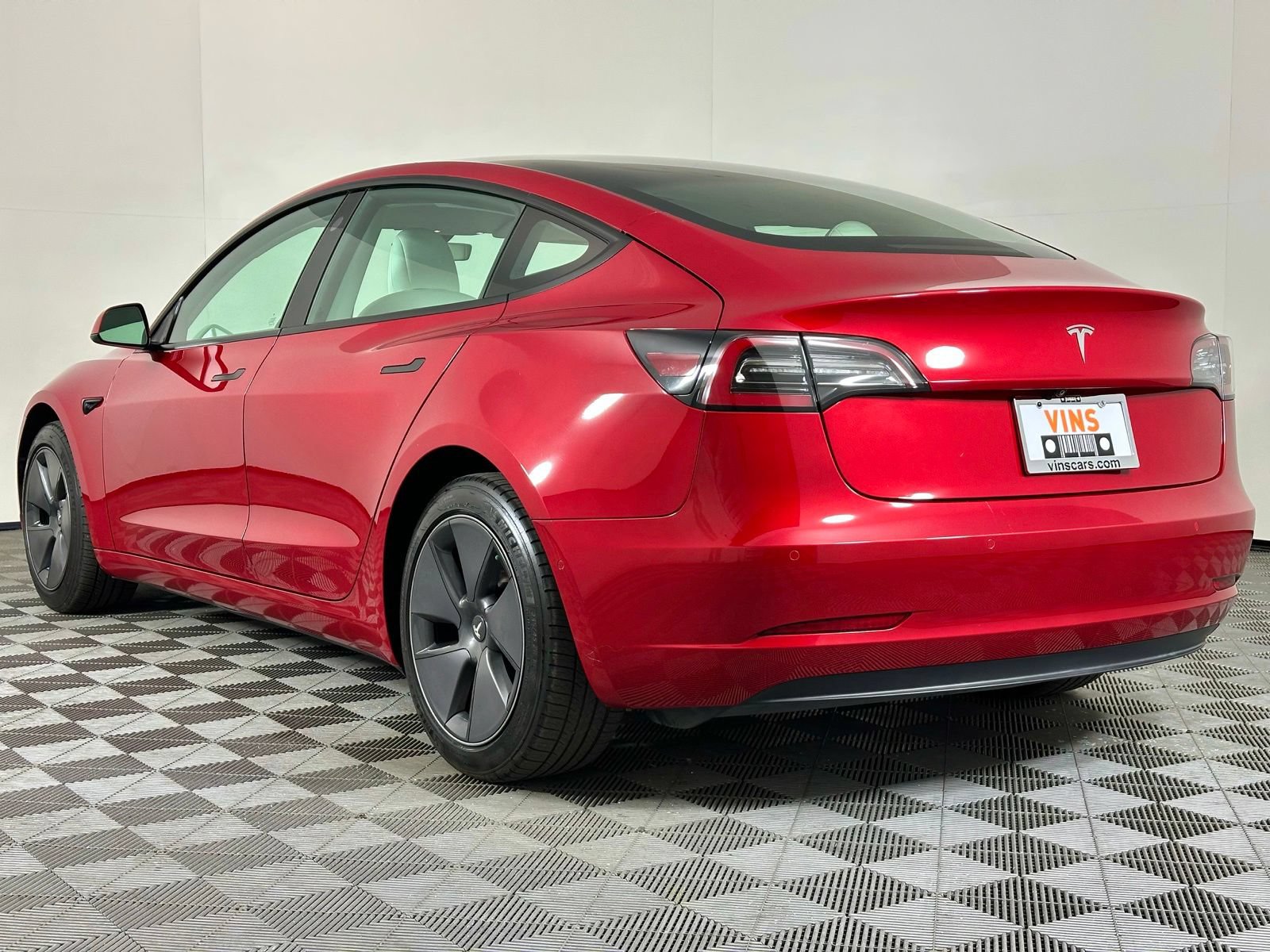 Used 2021 Tesla Model 3 Standard Range Plus RWD image 37