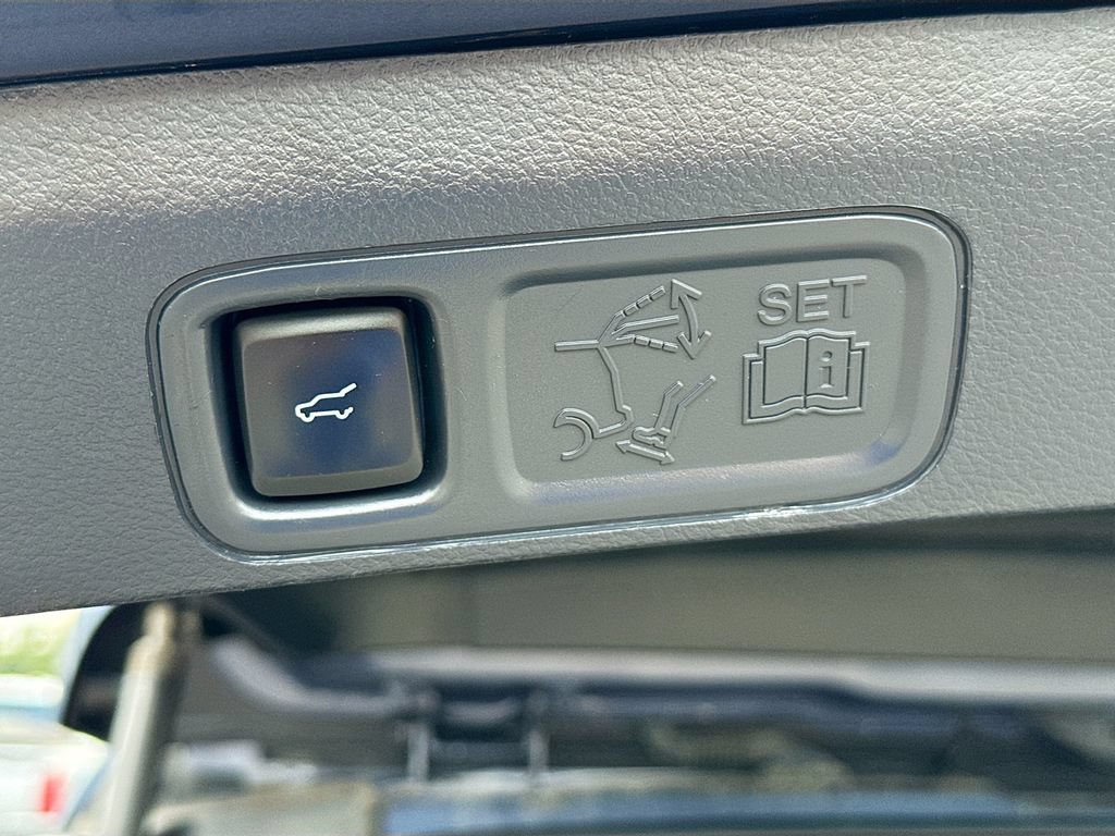 Used 2023 Ford Expedition Max Limited RWD image 31
