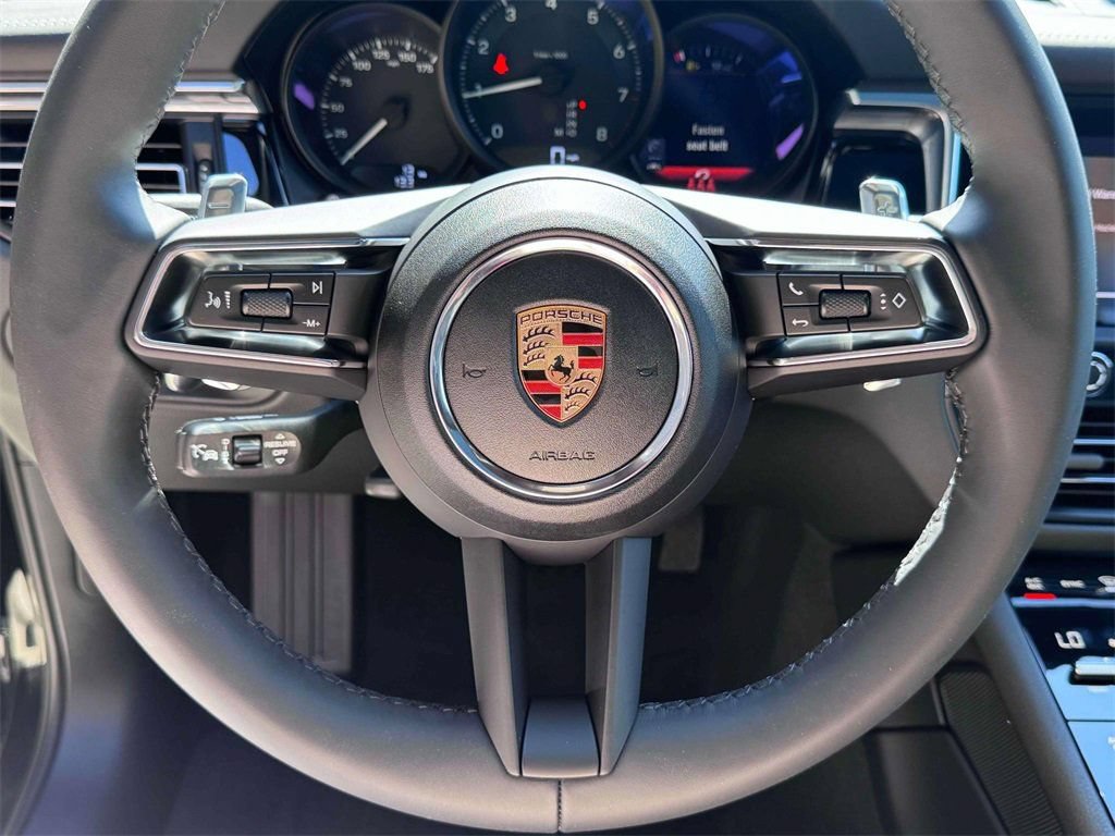 New 2025 Porsche Macan AWD/4WD image 23