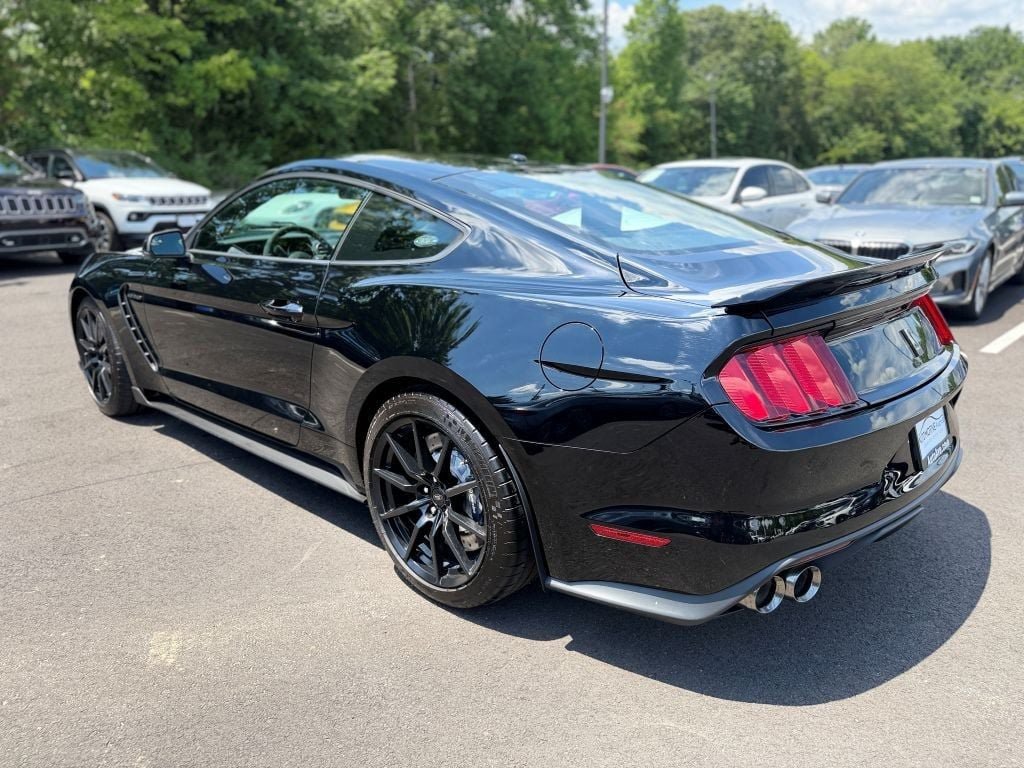Used 2017 Ford Mustang Shelby GT350 RWD image 10