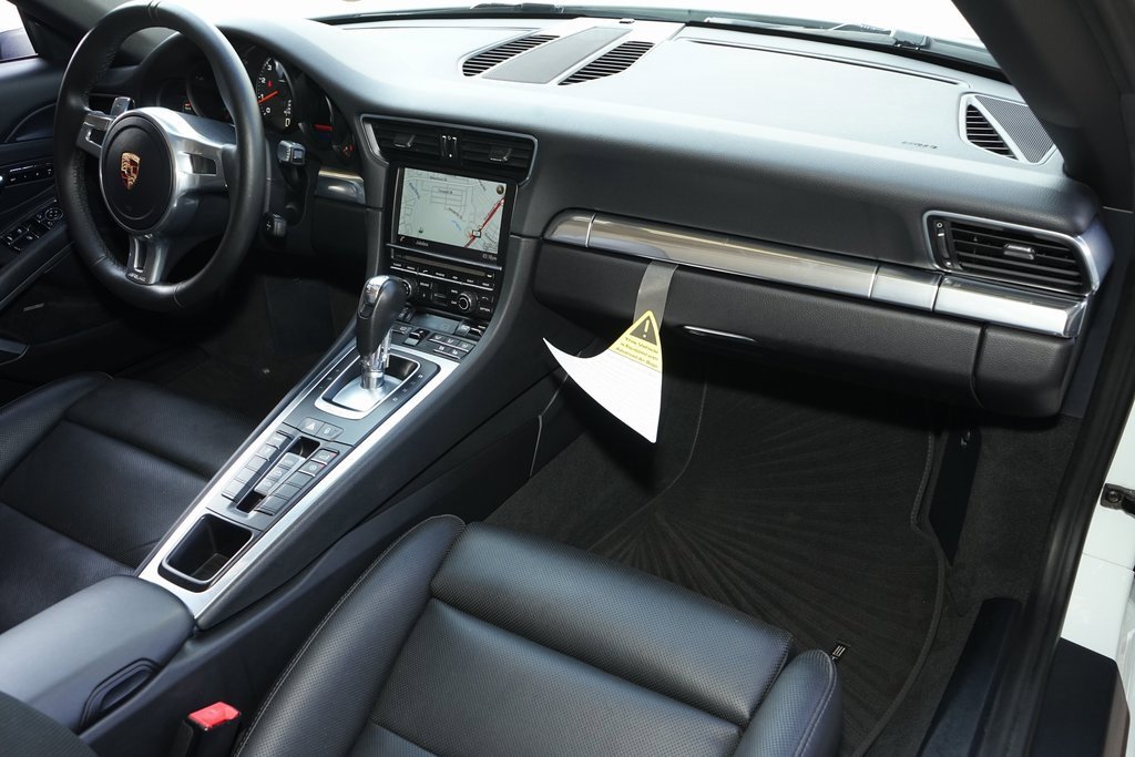 Used 2014 Porsche 911 Carrera image 11