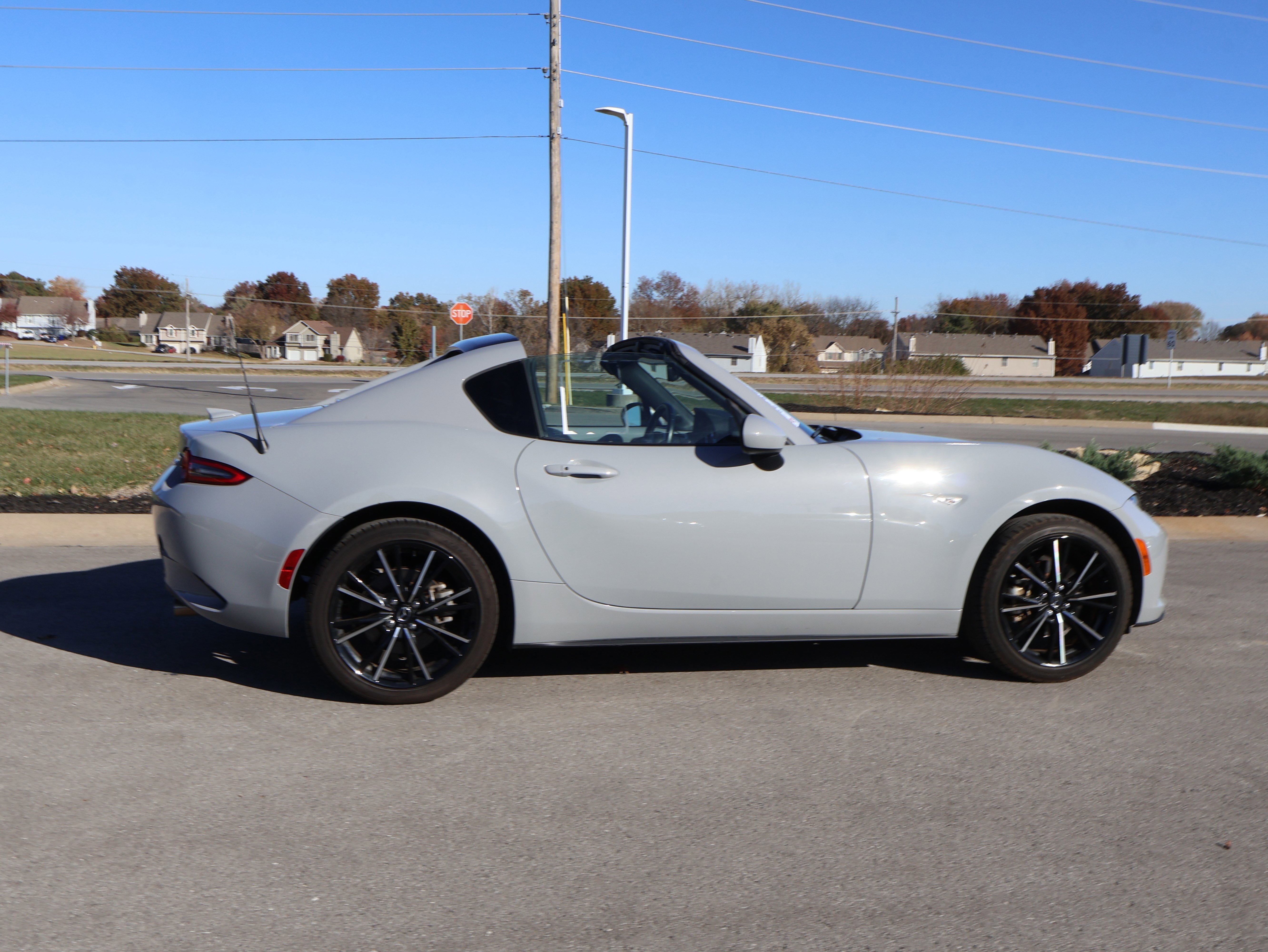 Used 2024 MAZDA MX-5 Miata RF Grand Touring image 16