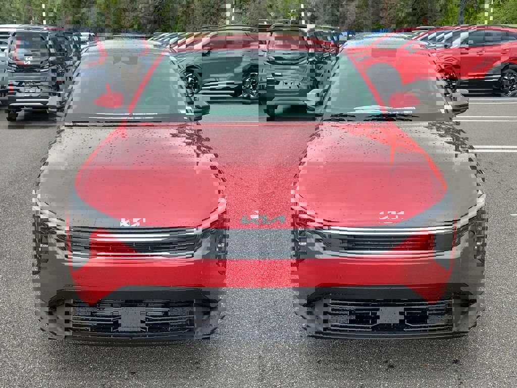 New 2026 Kia K4 LXS image 2