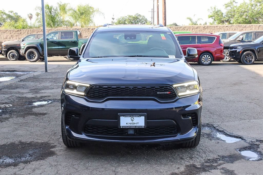 Used 2024 Dodge Durango GT AWD/4WD image 3