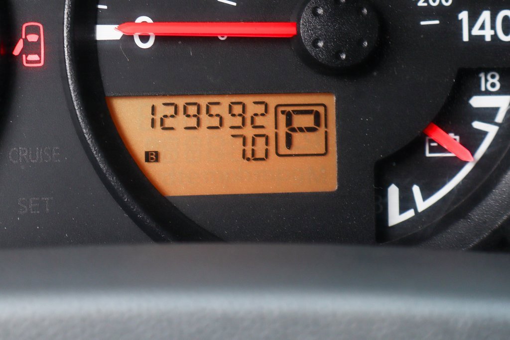 Used 2015 Nissan Xterra X image 21