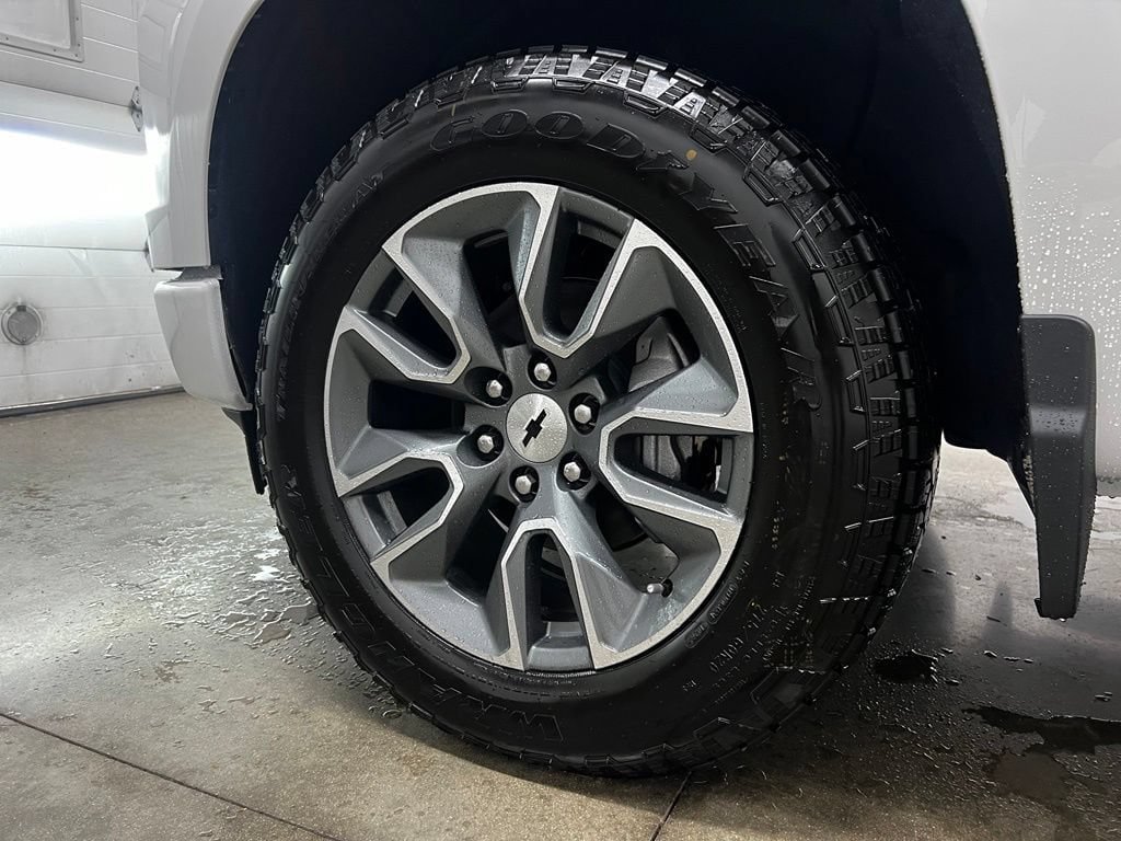 New 2026 Chevrolet Silverado 1500 RST w/ Convenience Package II AWD/4WD image 13