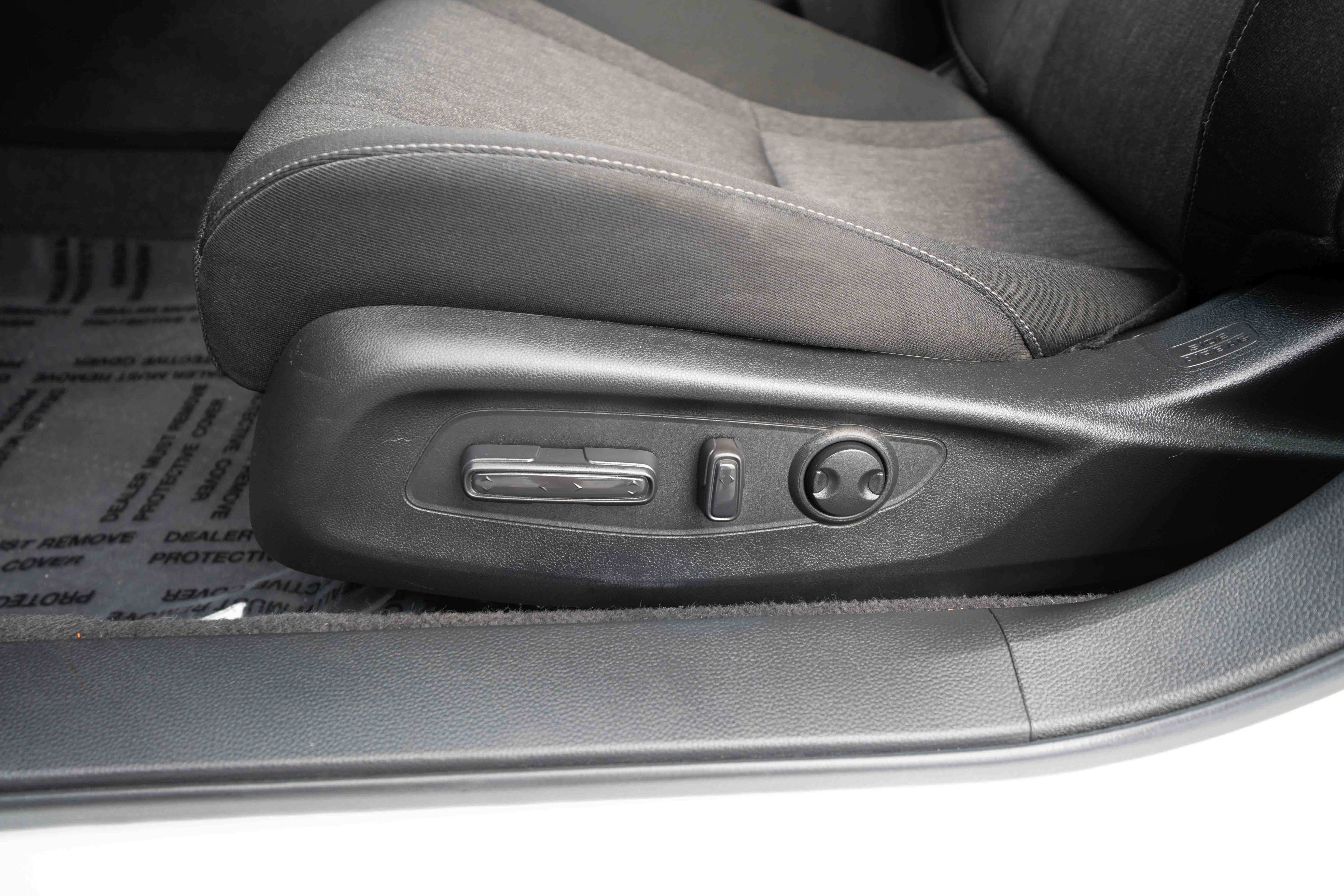 Certified 2025 Honda Accord SE image 12