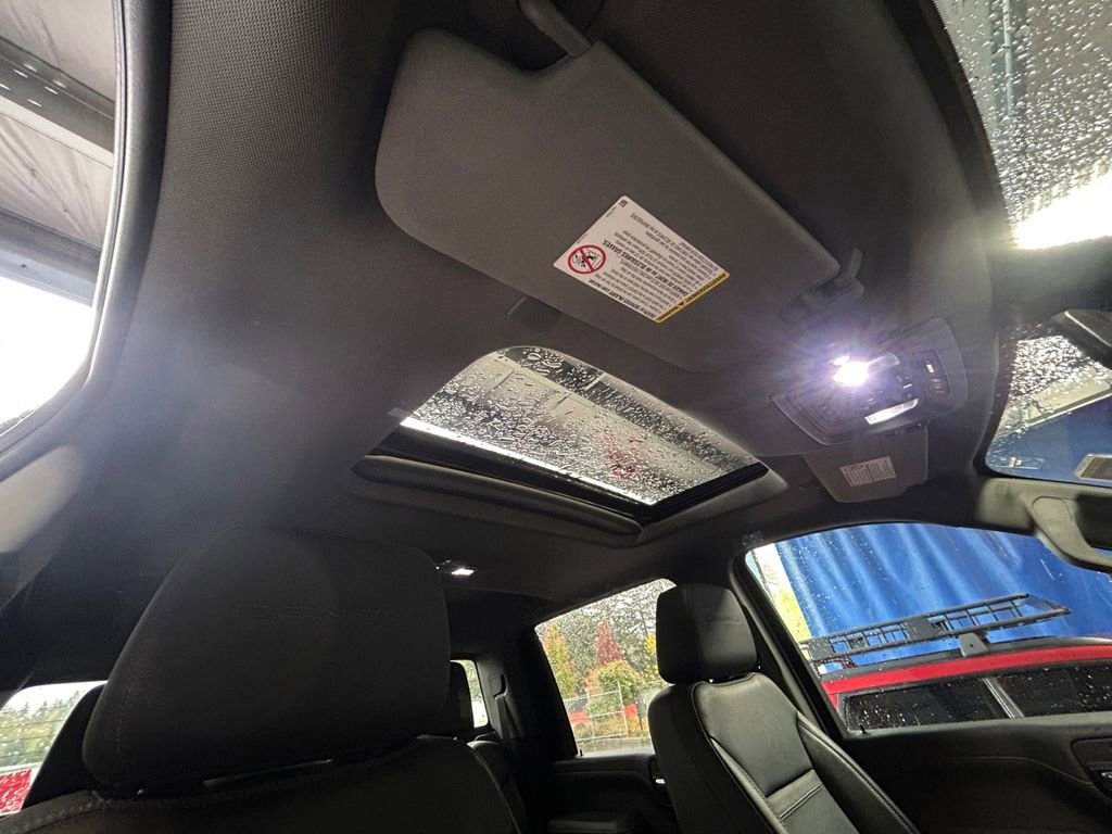 Used 2023 GMC Sierra 3500 Denali image 27