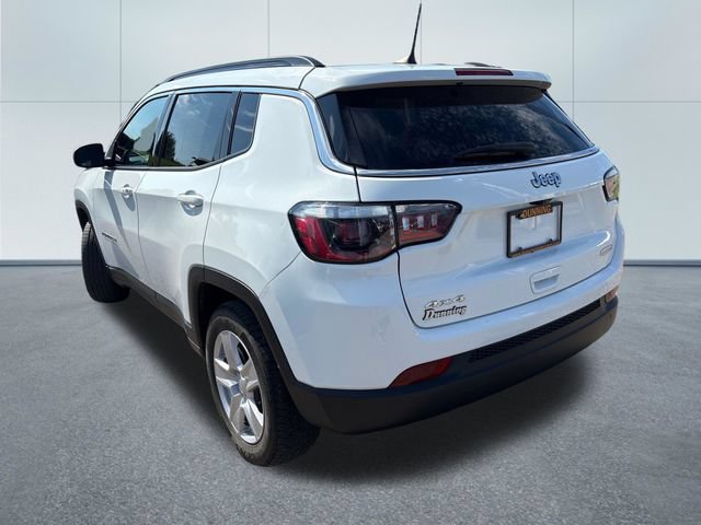 Used 2022 Jeep Compass Latitude w/ Sun and Sound Group AWD/4WD image 2
