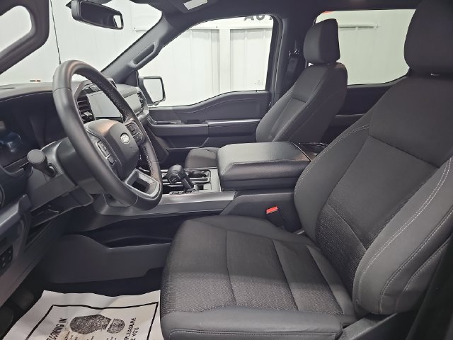 Used 2025 Ford F150 XLT w/ Equipment Group 302A MID AWD/4WD image 37