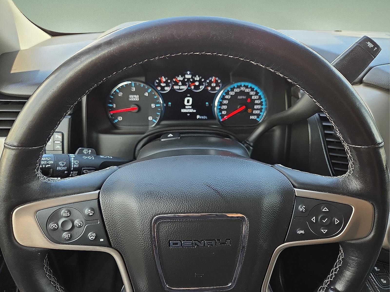 Used 2019 GMC Yukon XL Denali AWD/4WD image 24