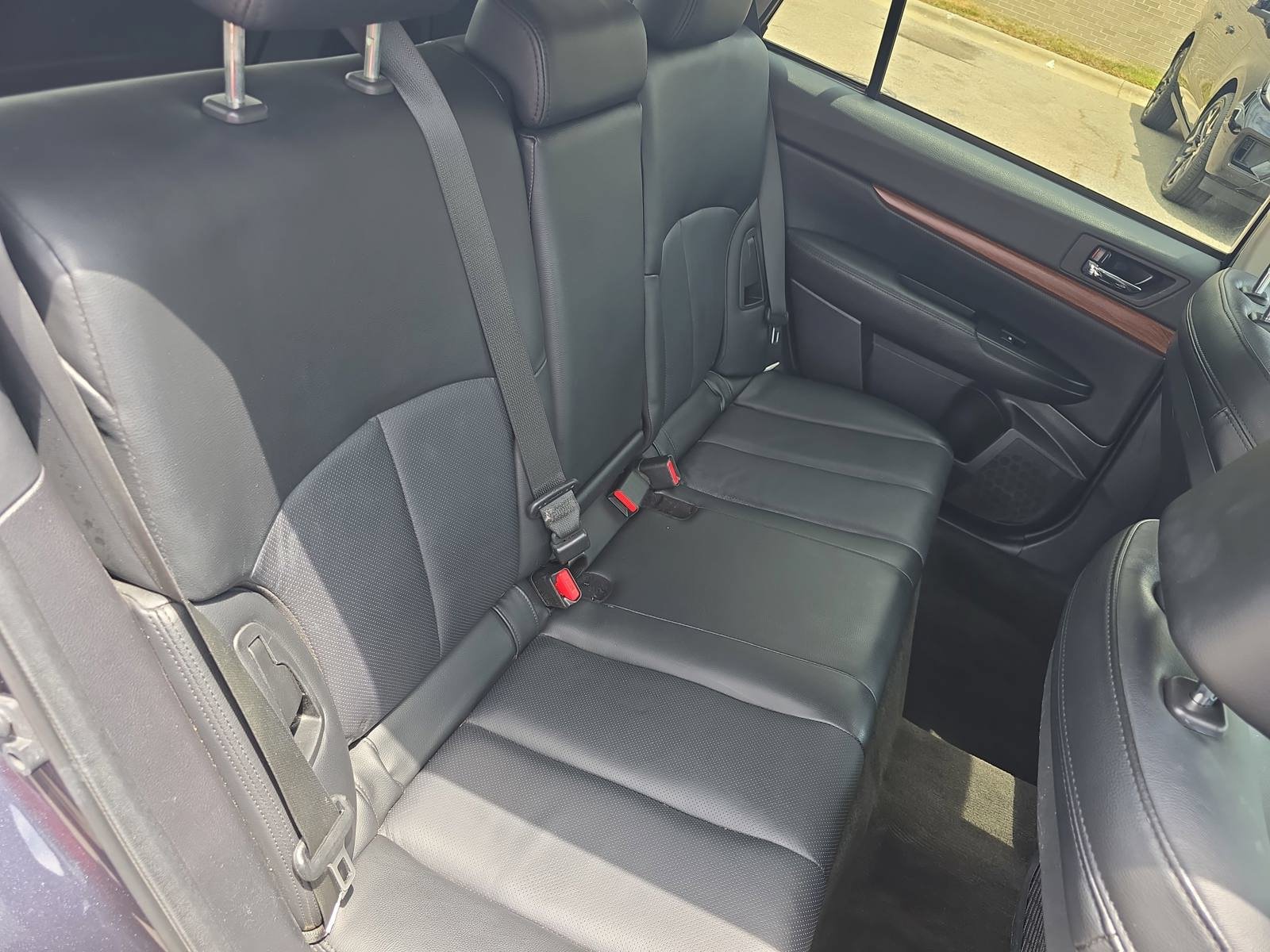 Used 2013 Subaru Outback 2.5i Limited w/ Popular Pkg 3 AWD/4WD image 11