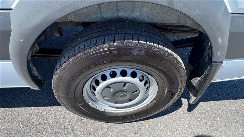 Used 2016 Mercedes-Benz Sprinter 2500 w/ Driver Comfort Package image 28