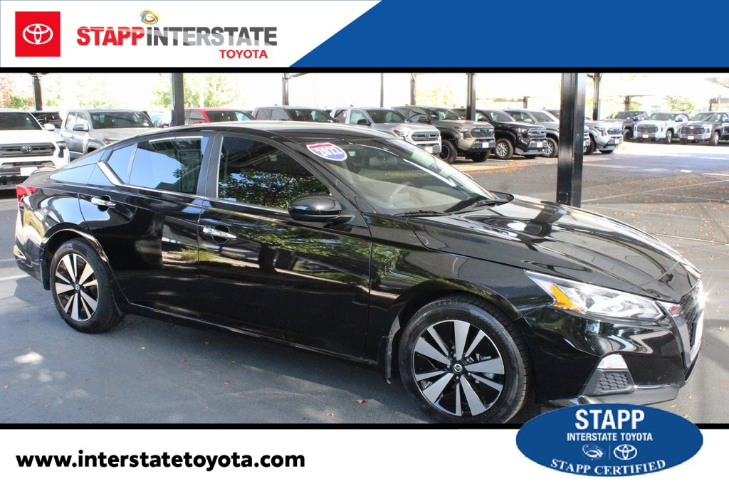 Used 2022 Nissan Altima 2.5 SV
