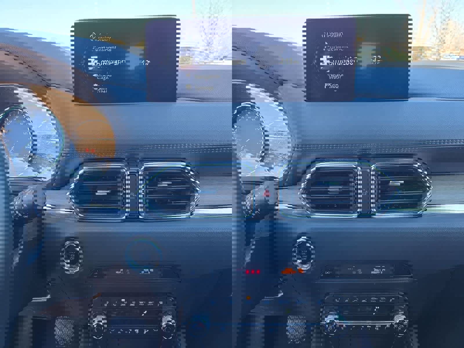 Used 2023 MAZDA CX-5 Signature image 27