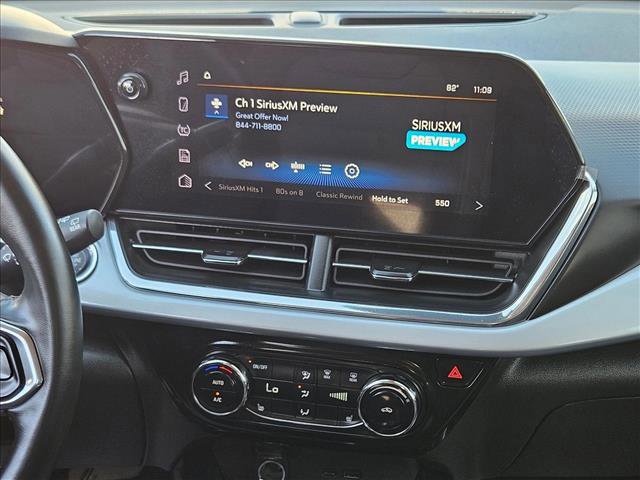 Used 2026 Chevrolet Trax LT w/ LT Convenience Package image 16