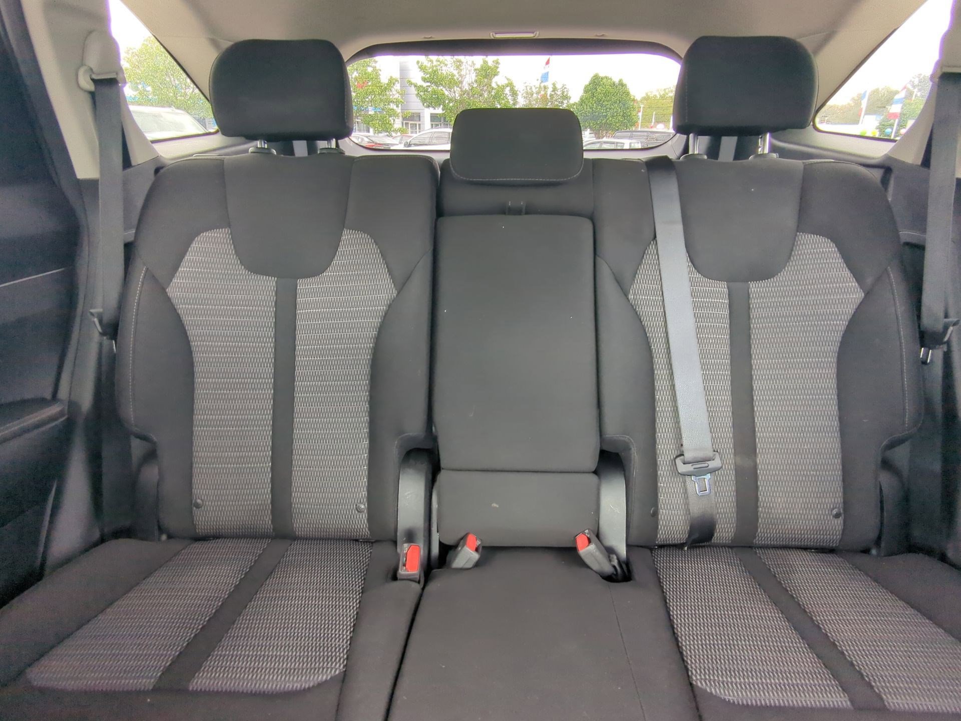 Used 2022 Kia Sorento LX image 19