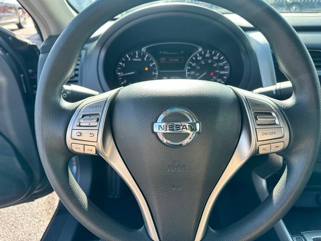 Used 2013 Nissan Altima 2.5 S FWD image 16