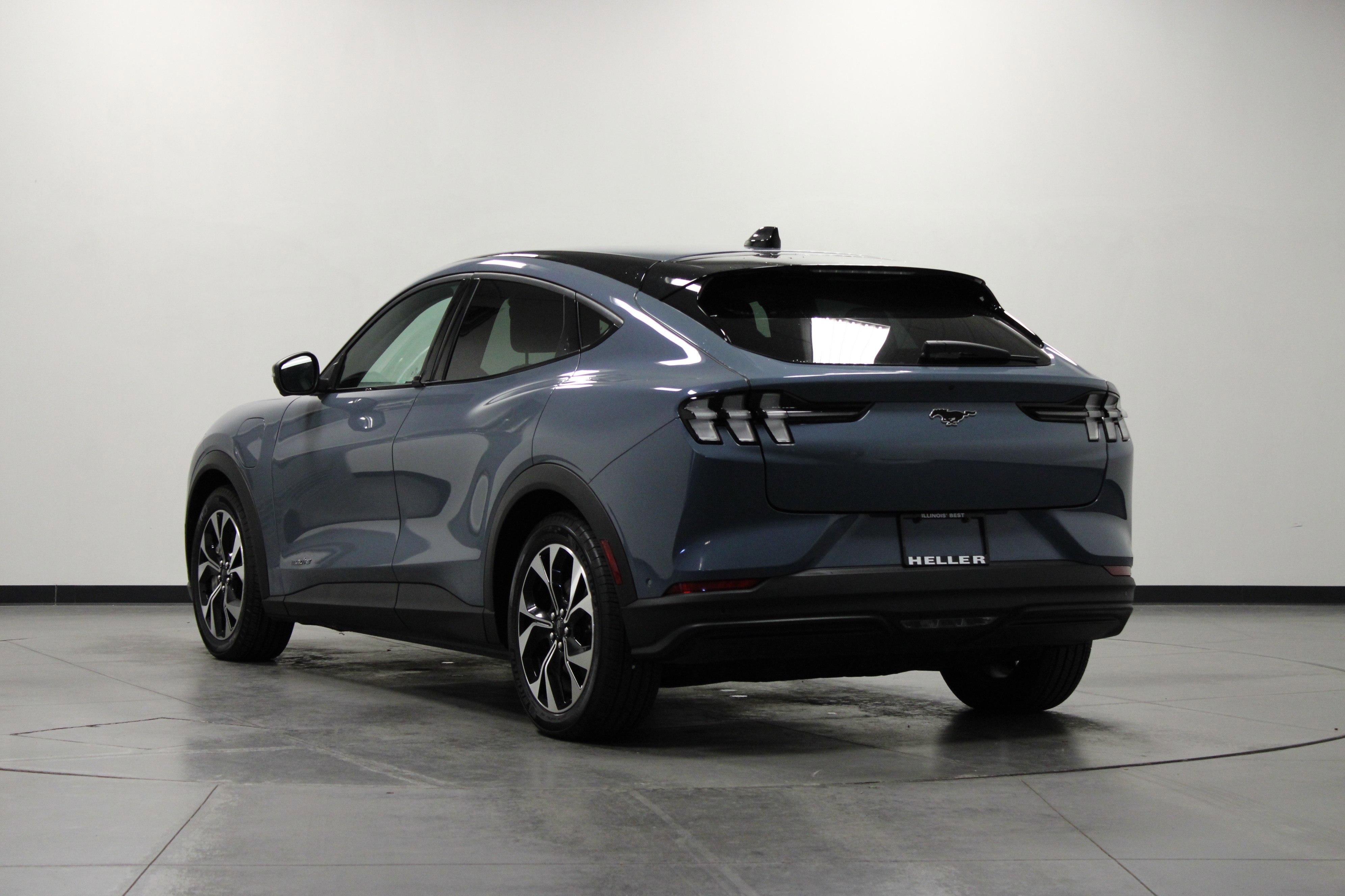 Used 2024 Ford Mustang Mach-E Select image 6