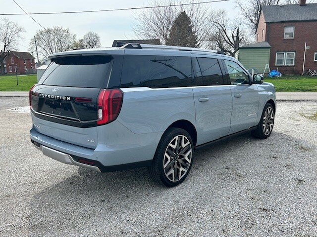 New 2026 Ford Expedition Max Platinum image 14