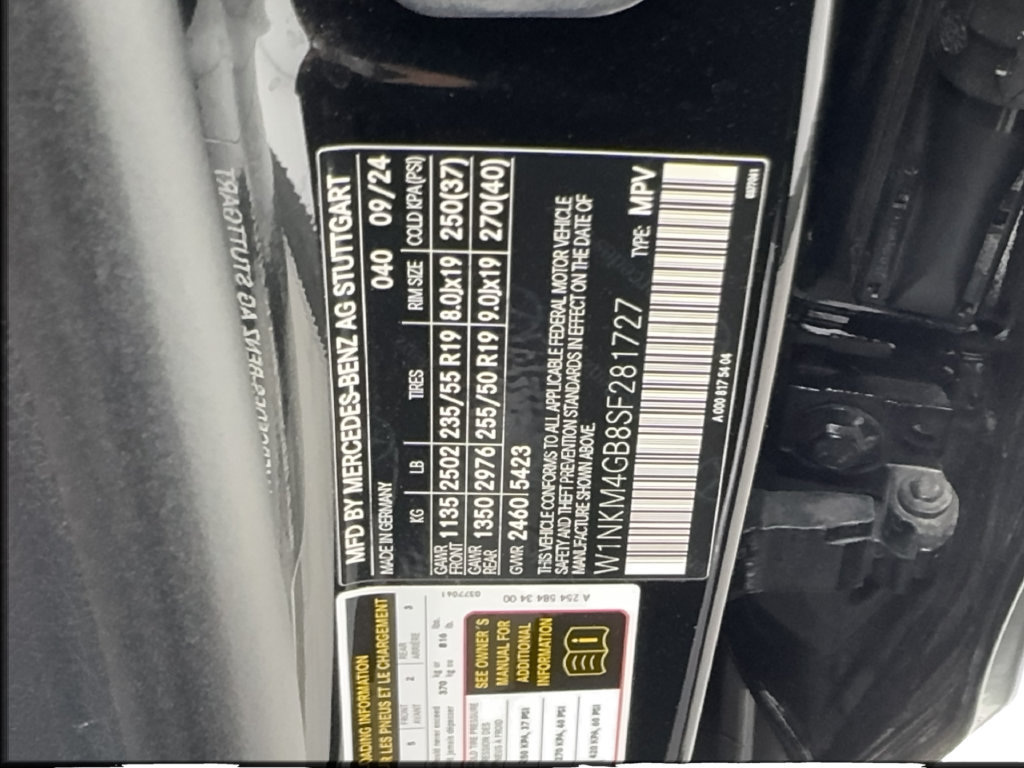 Used 2025 Mercedes-Benz GLC 300 w/ AMG Line image 53