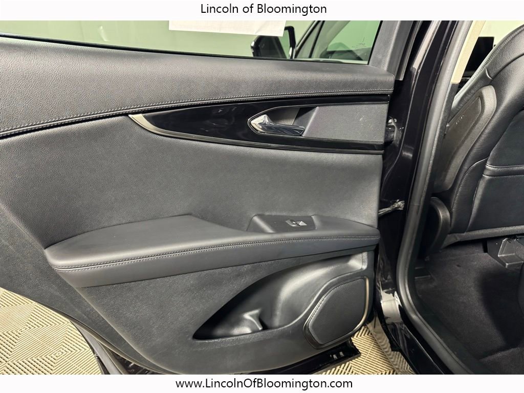 Used 2023 Lincoln Nautilus AWD w/ Premium Package image 46