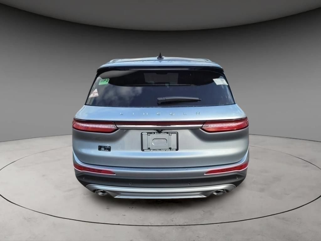 New 2024 Lincoln Corsair Reserve FWD image 6