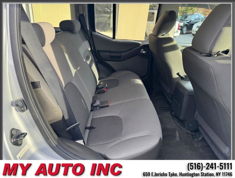 Used 2011 Nissan Xterra S image 27