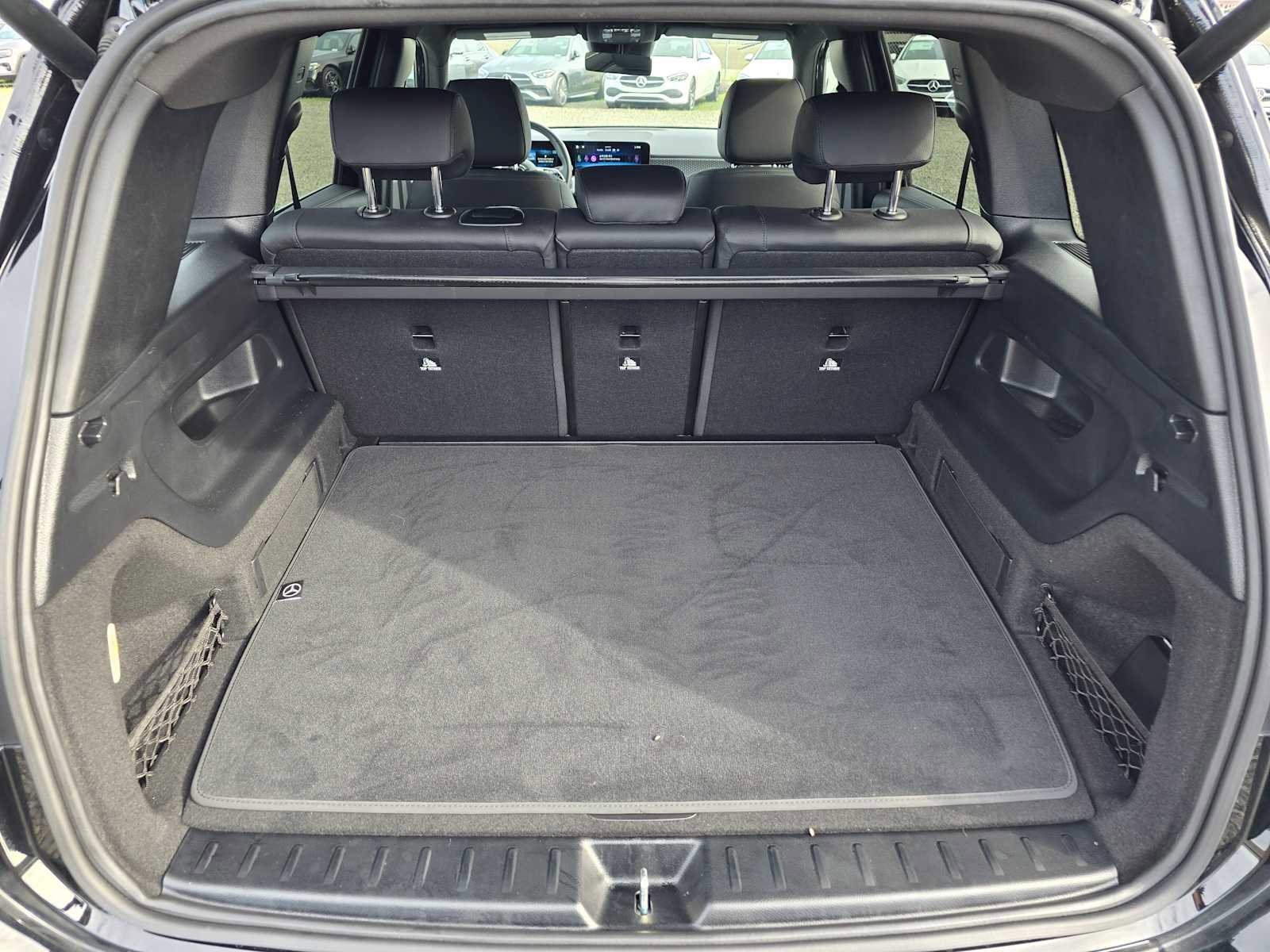 Used 2025 Mercedes-Benz GLB 250 4MATIC image 16