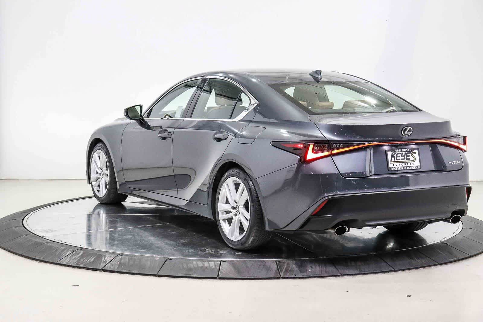 Used 2023 Lexus IS 300 w/ Comfort Package RWD image 2