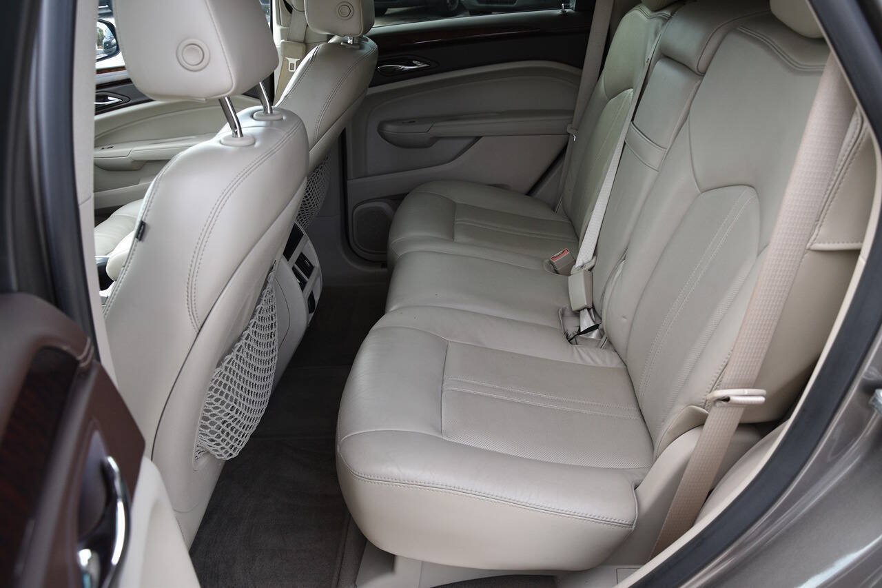Used 2011 Cadillac SRX Luxury FWD image 7