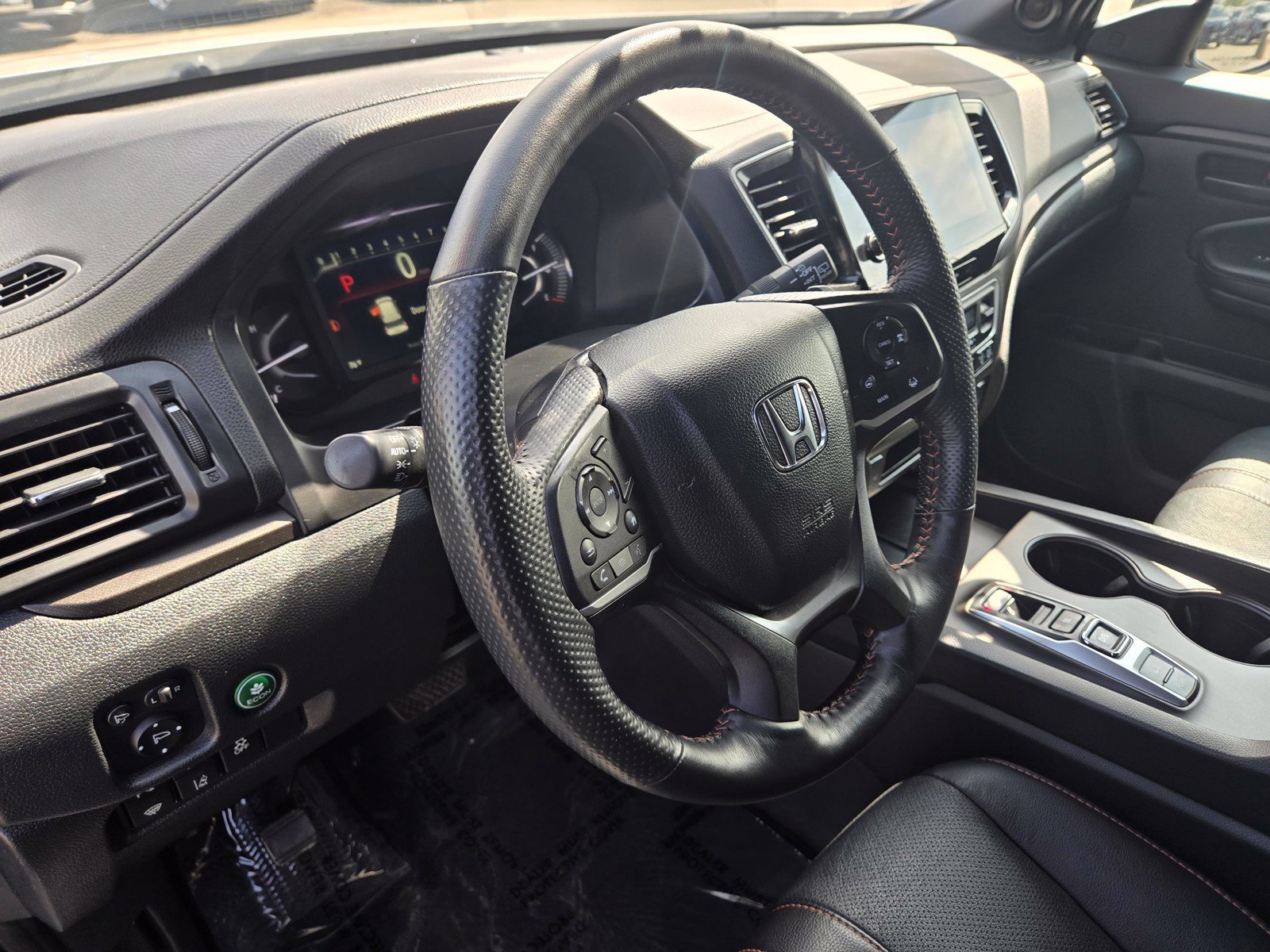 Certified 2025 Honda Passport TrailSport image 13