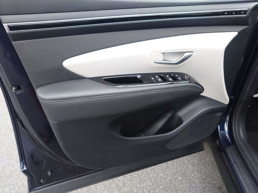 Certified 2024 Hyundai Tucson Limited AWD/4WD image 11