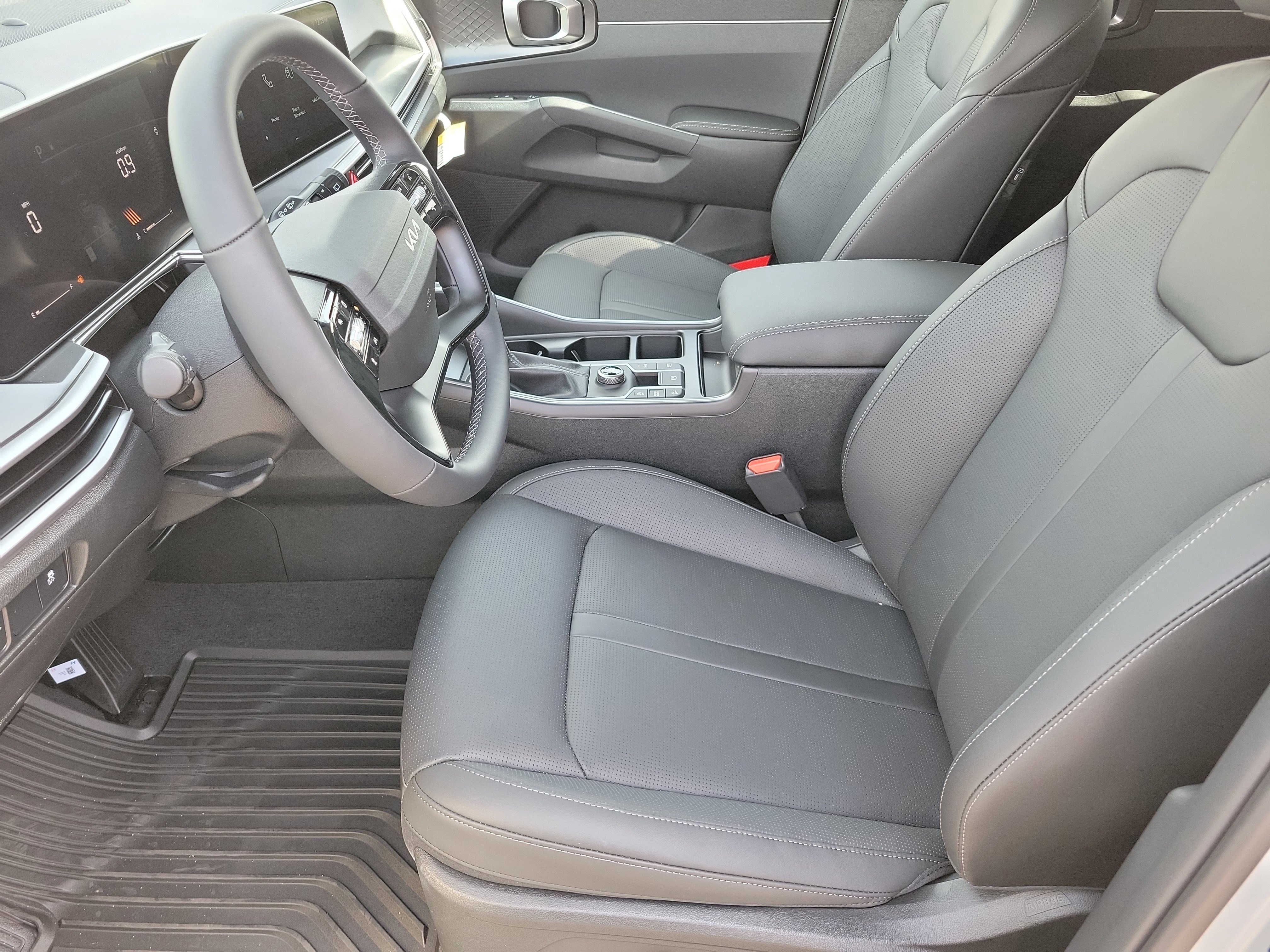 New 2026 Kia Sorento S image 3