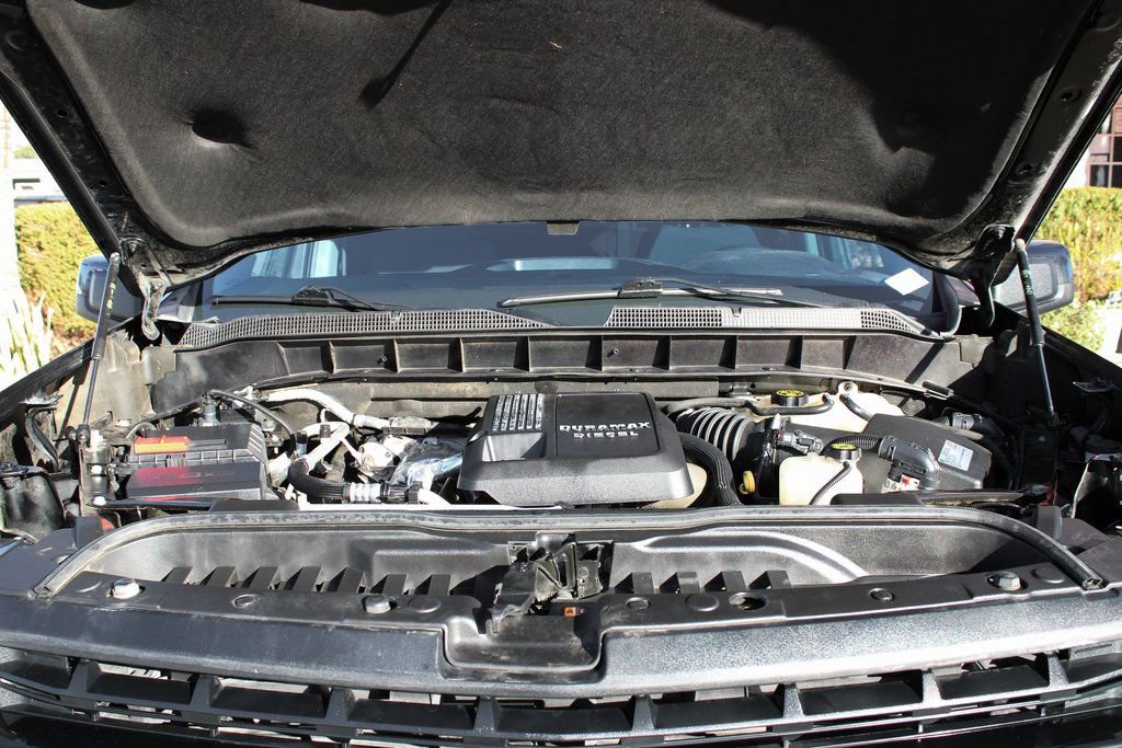 Used 2020 Chevrolet Silverado 1500 RST w/ All-Star Edition image 12