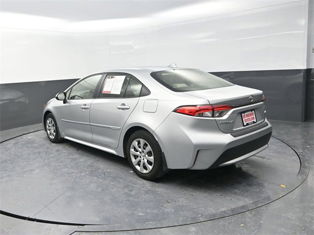 Used 2022 Toyota Corolla LE image 5