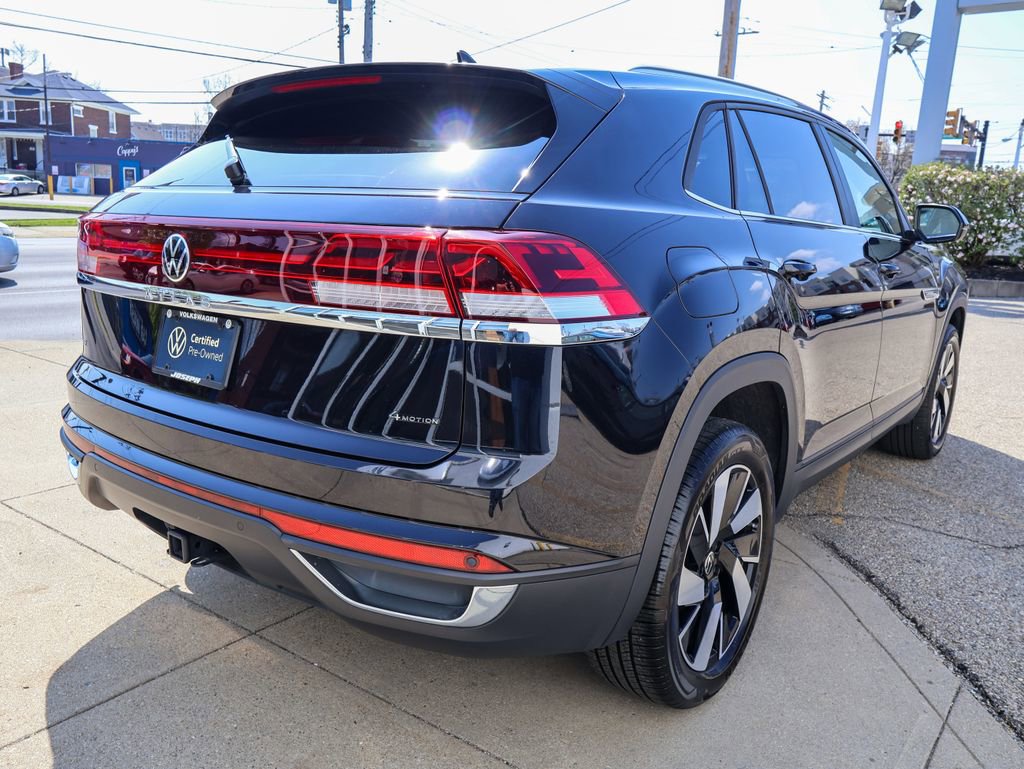 Certified 2025 Volkswagen Atlas Cross Sport SE AWD/4WD image 5