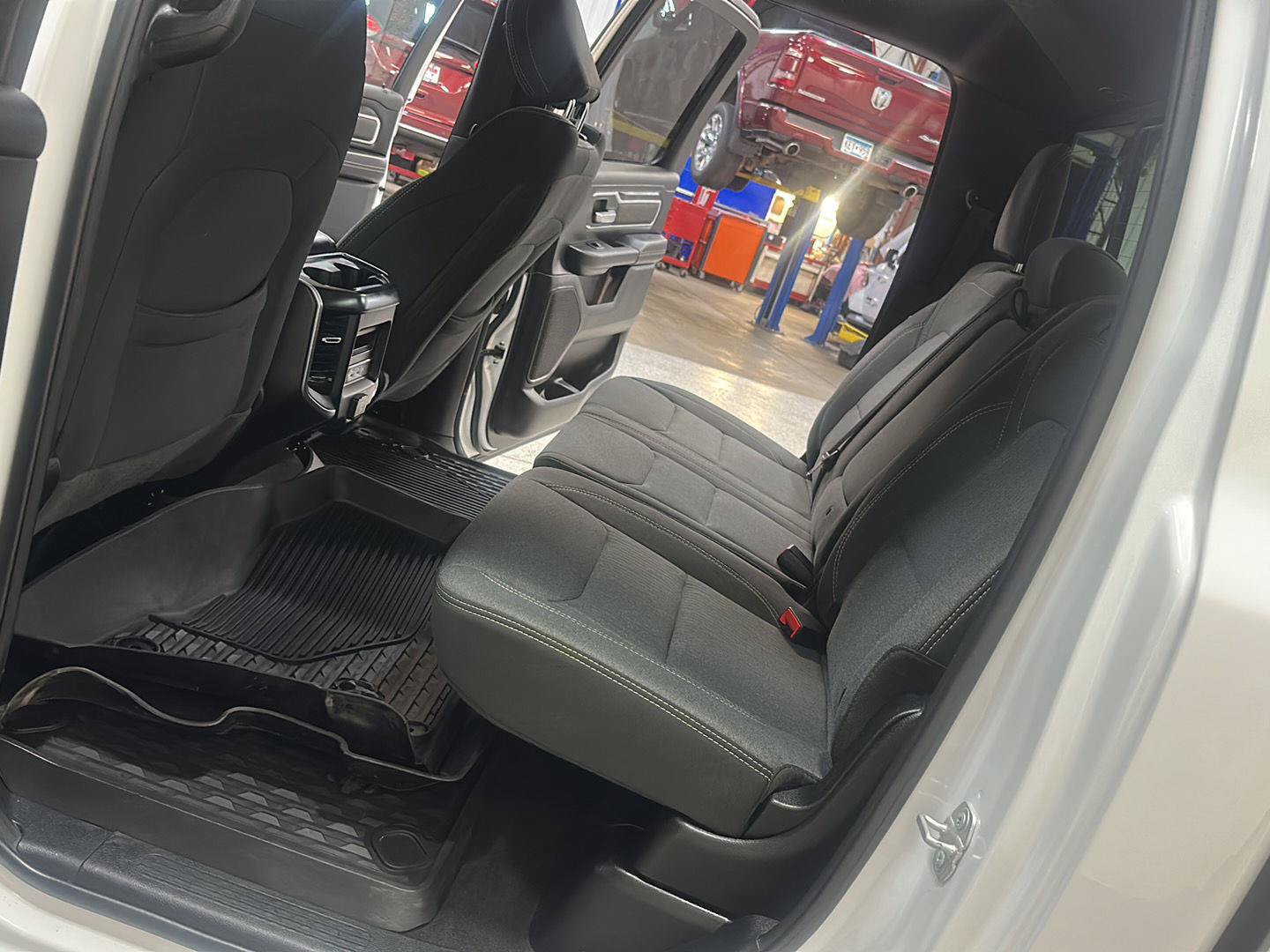 Used 2021 RAM 1500 Big Horn AWD/4WD image 30