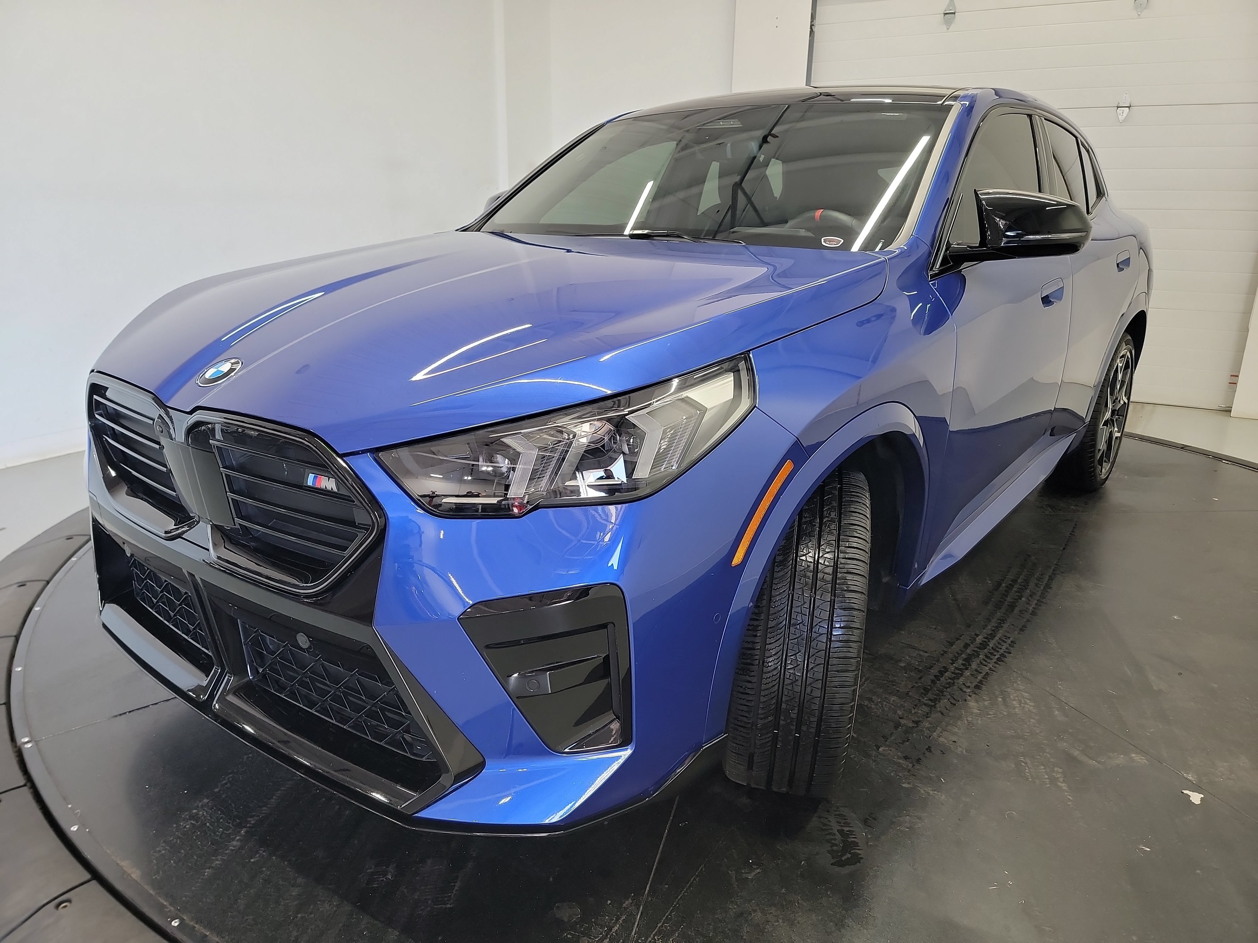 Used 2025 BMW X2 M35i w/ Premium Package AWD/4WD image 3