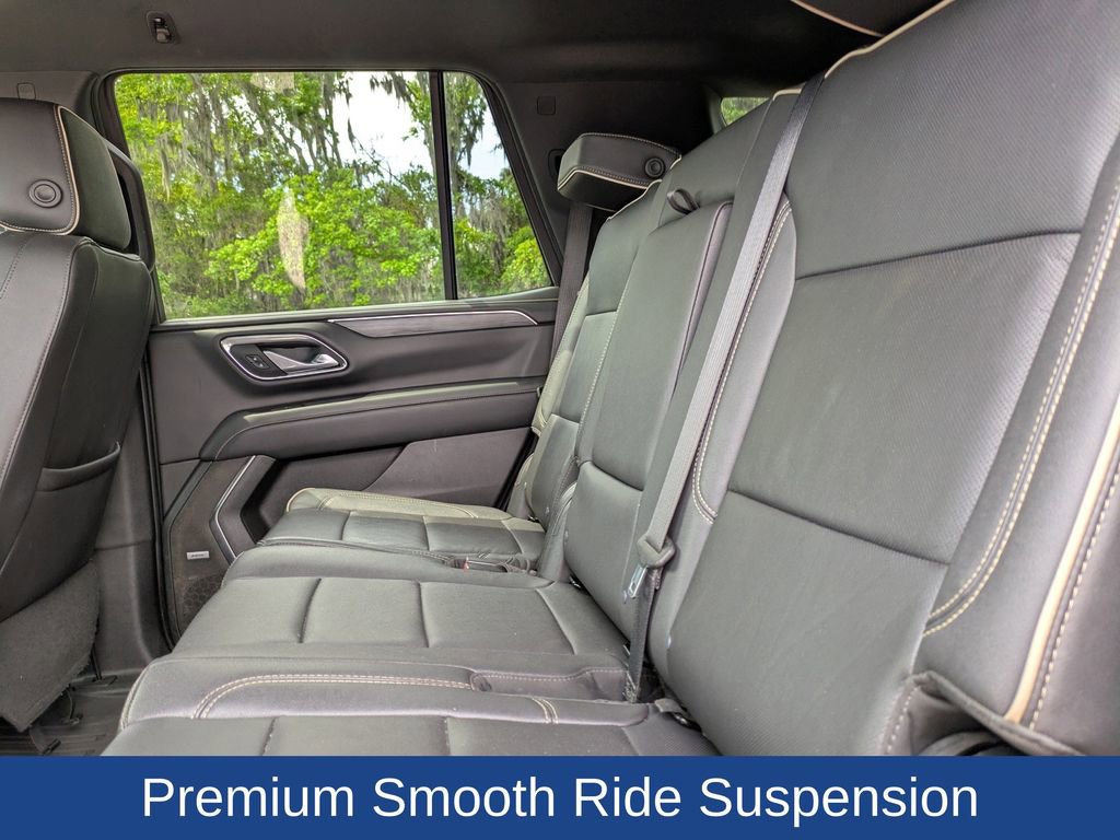 Used 2023 GMC Yukon SLT image 17