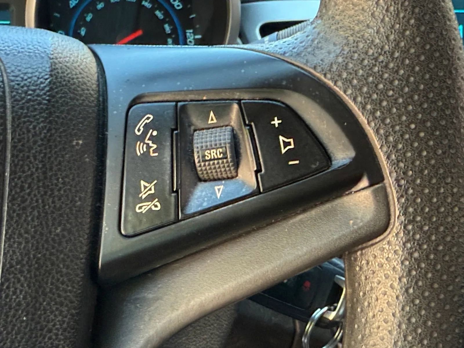 Used 2014 Chevrolet Cruze LS image 17