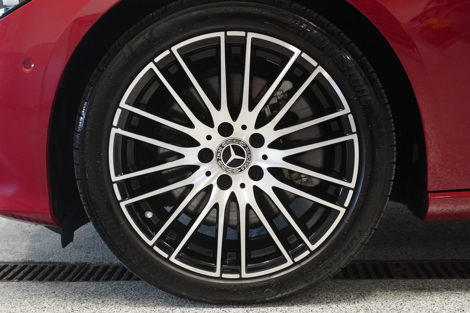 Used 2026 Mercedes-Benz C 300 4MATIC Sedan image 8