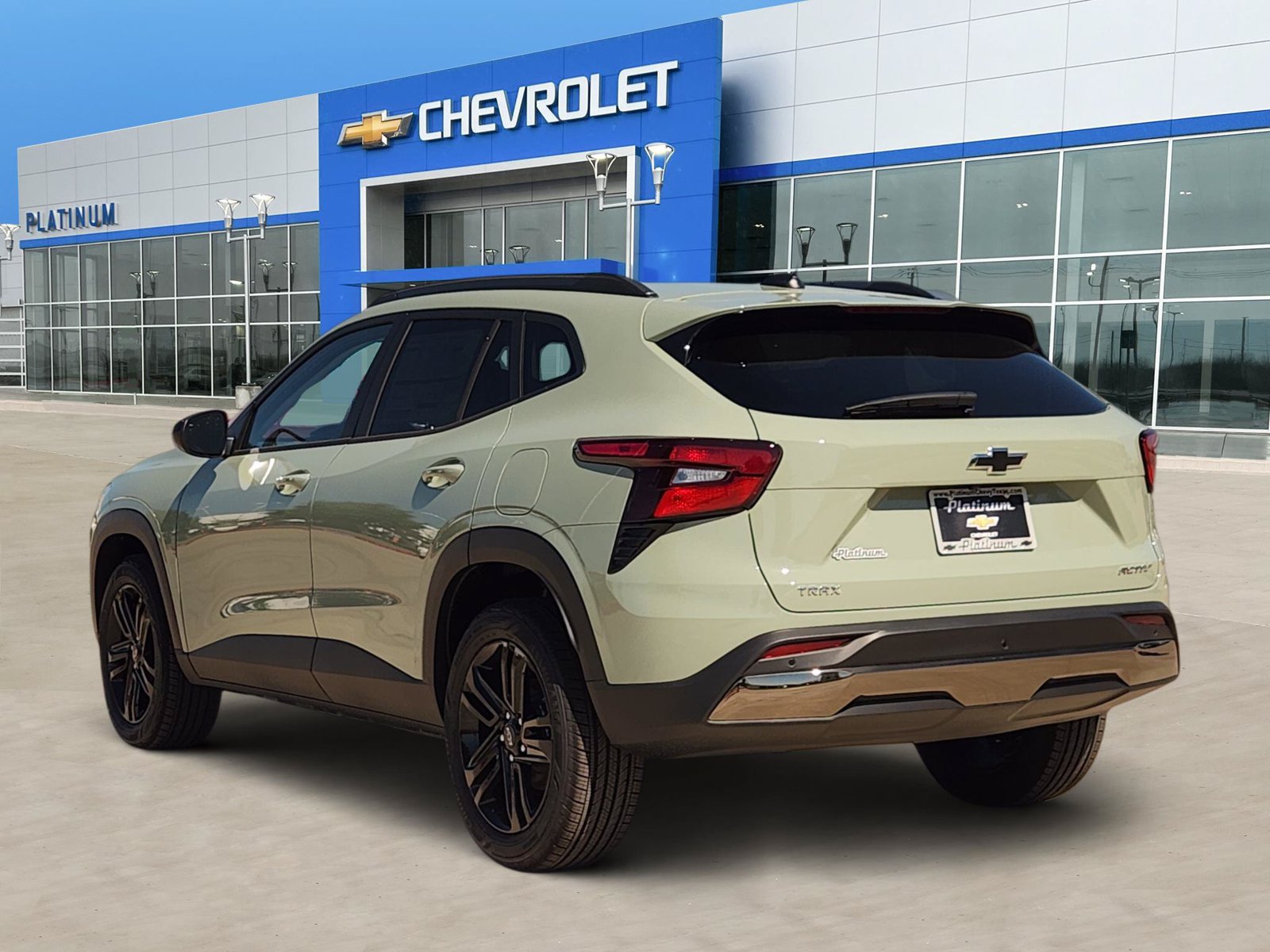 New 2026 Chevrolet Trax ACTIV w/ Driver Confidence Package FWD image 4