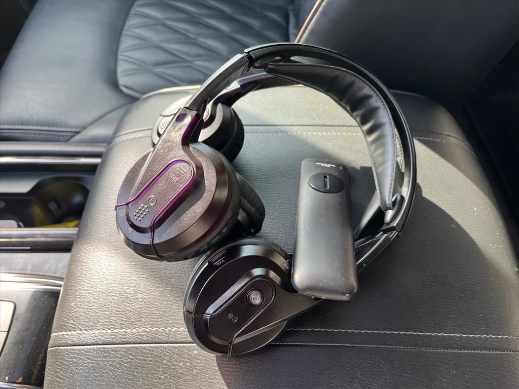 Used 2021 Nissan Armada Platinum w/ Captain's Chairs Package image 21