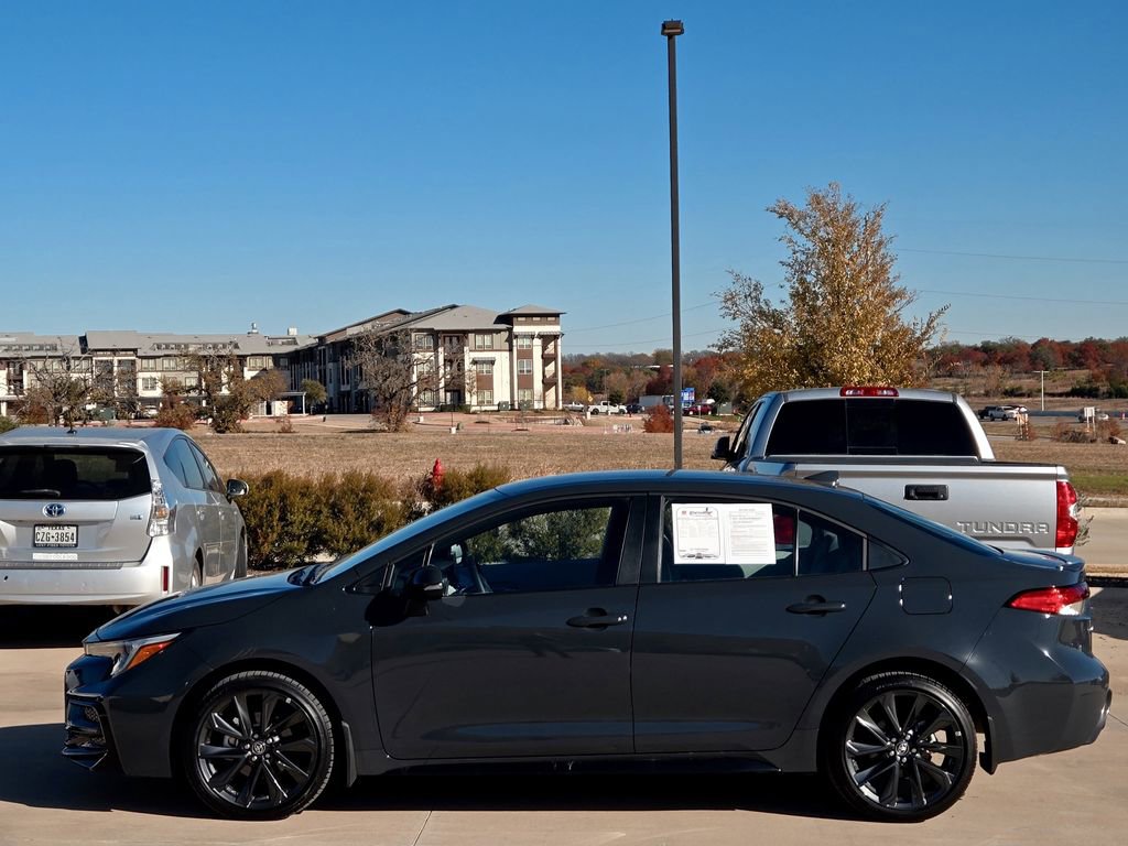 Certified 2025 Toyota Corolla SE image 4