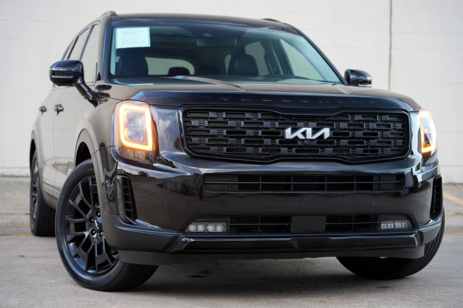 Used 2022 Kia Telluride SX w/ SX Prestige Package AWD/4WD image 4
